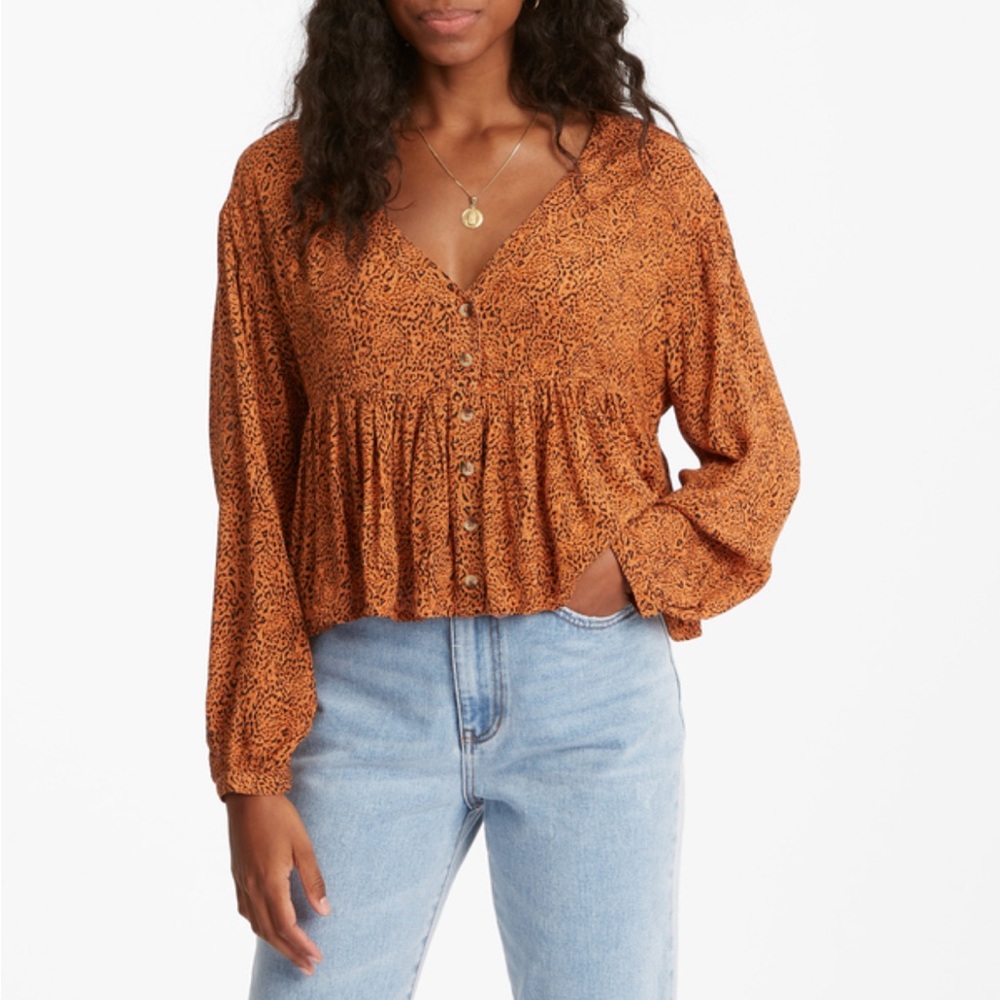 NWOT Billabong Brown Buttoned Relaxed Blouse